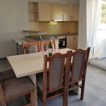 Summer Holiday Apartments Новалья Экстерьер фото