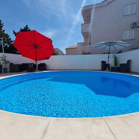 Summer Holiday Apartments Новалья Экстерьер фото