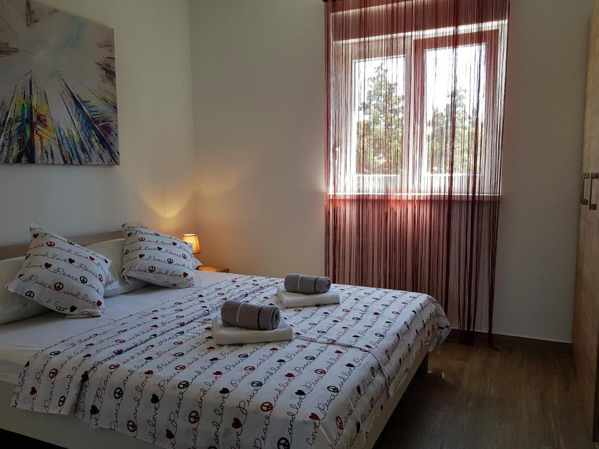 Summer Holiday Apartments Новалья Экстерьер фото