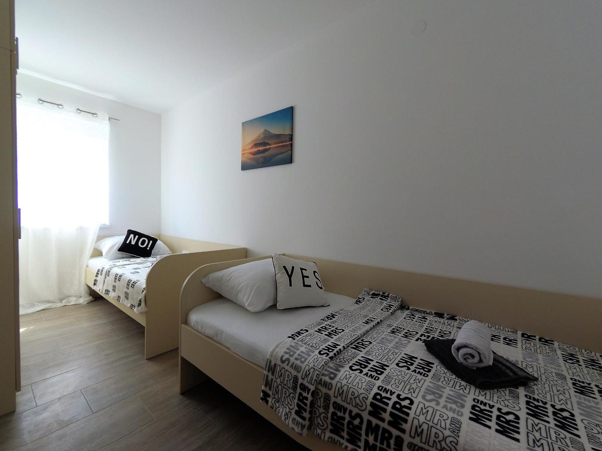 Summer Holiday Apartments Новалья Экстерьер фото