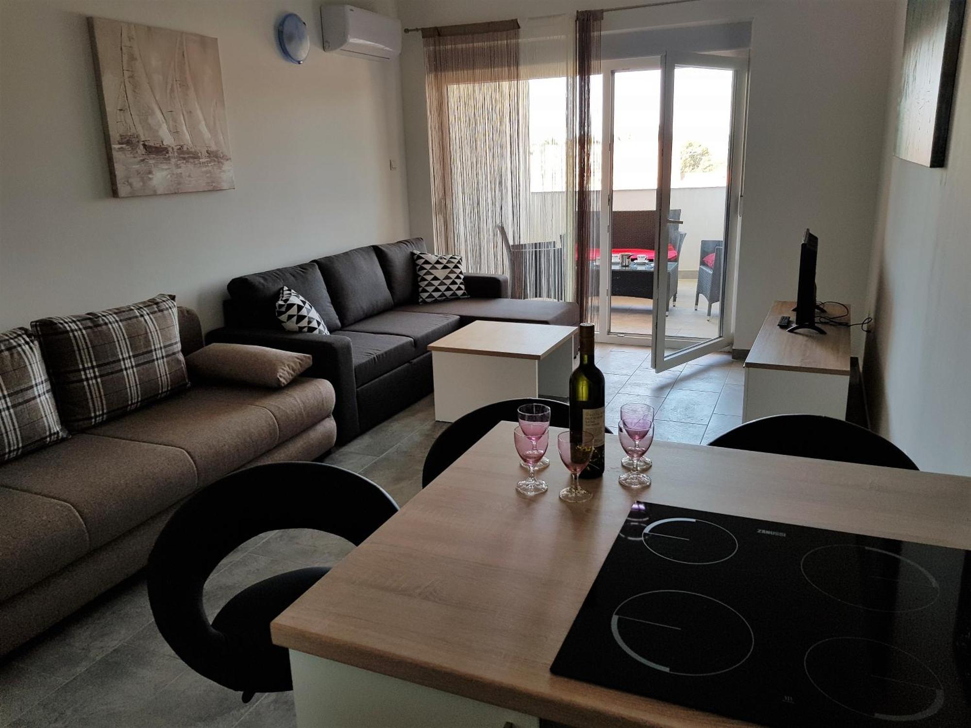 Summer Holiday Apartments Новалья Номер фото